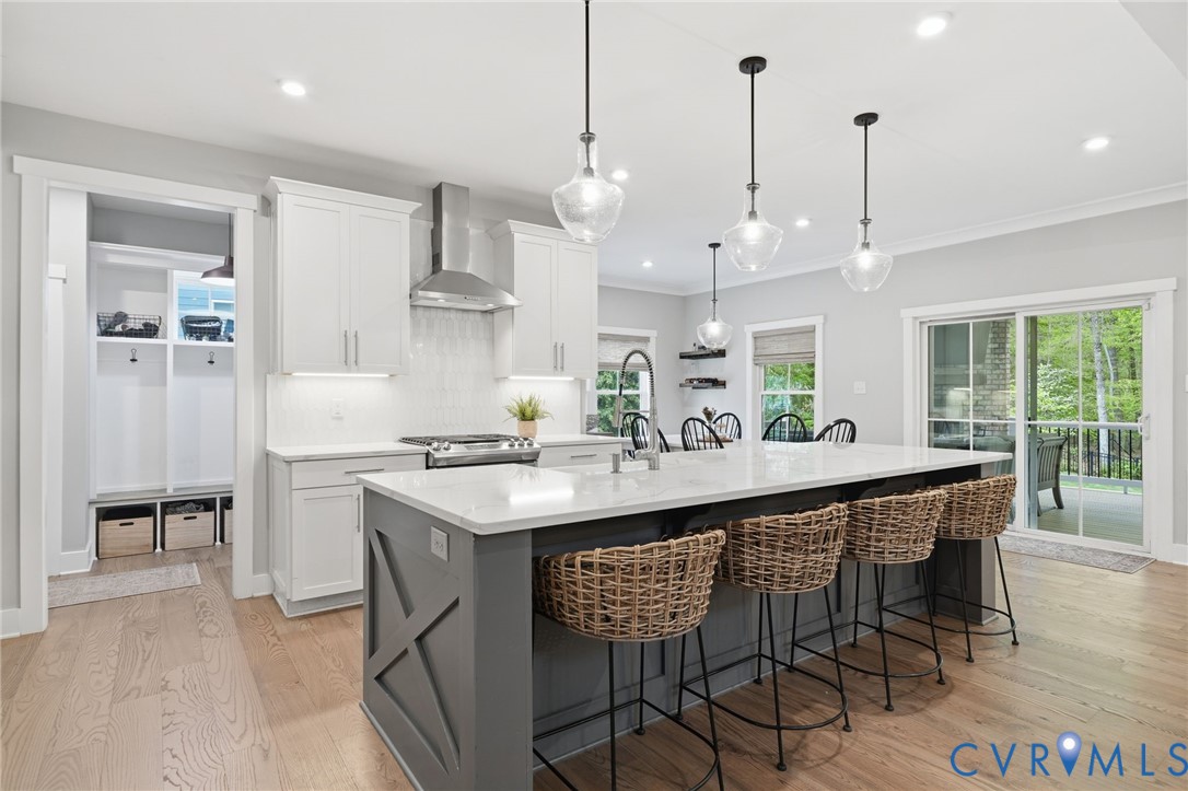 3301 Seaford Crossing Dr