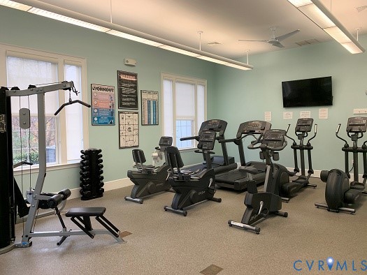 3301 Seaford Crossing Dr