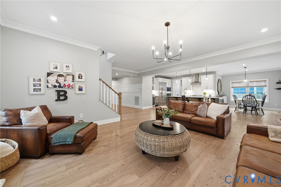 3301 Seaford Crossing Dr