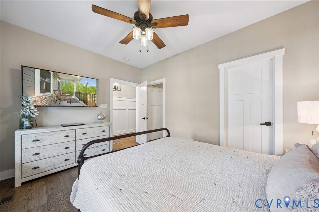 3301 Seaford Crossing Dr