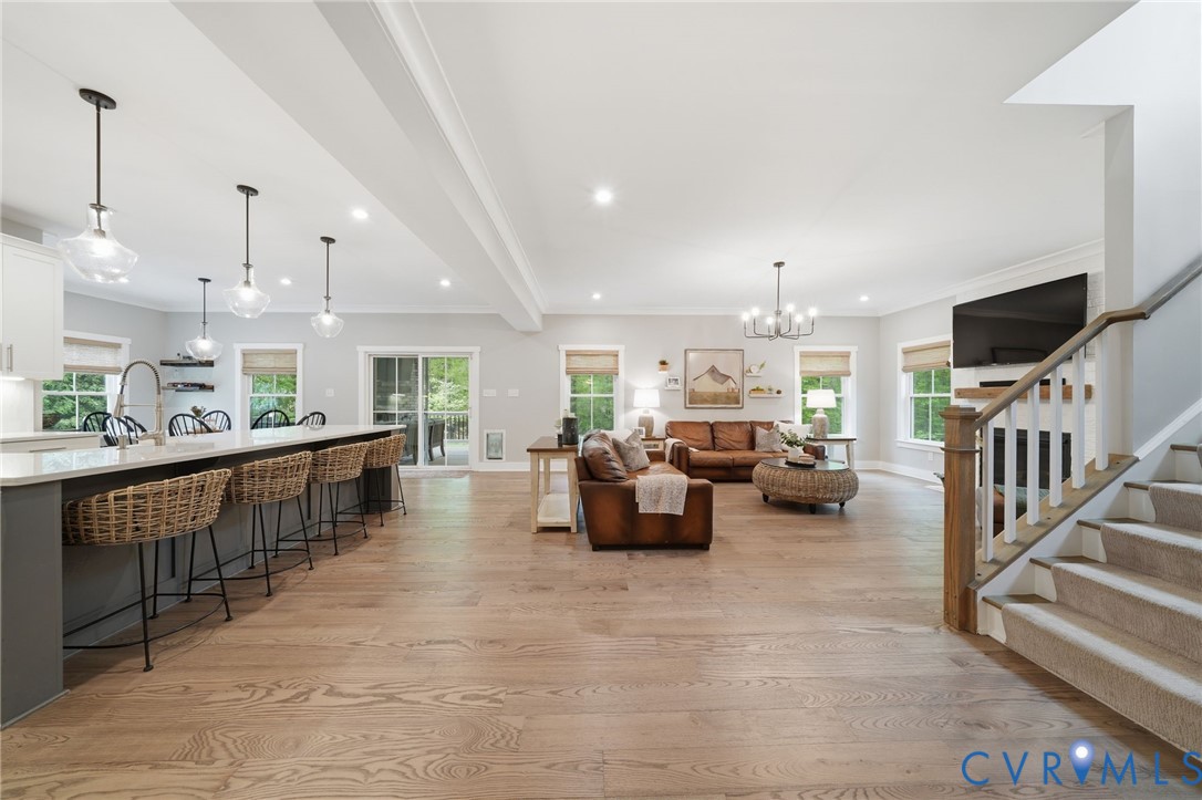 3301 Seaford Crossing Dr