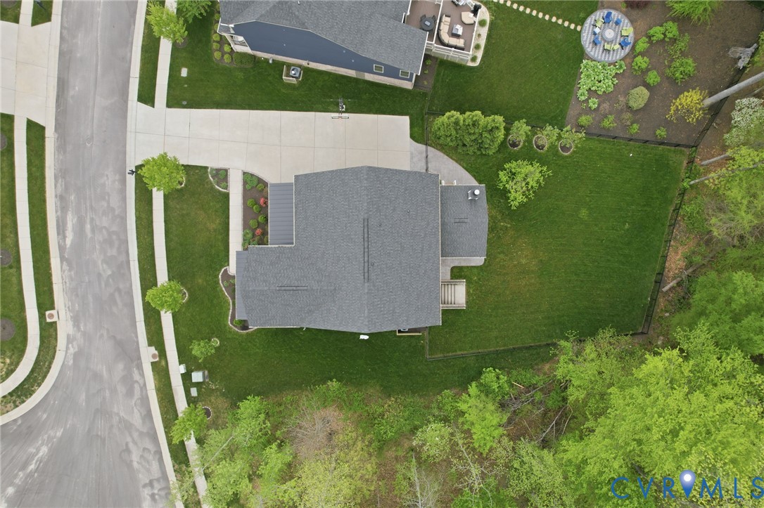 3301 Seaford Crossing Dr