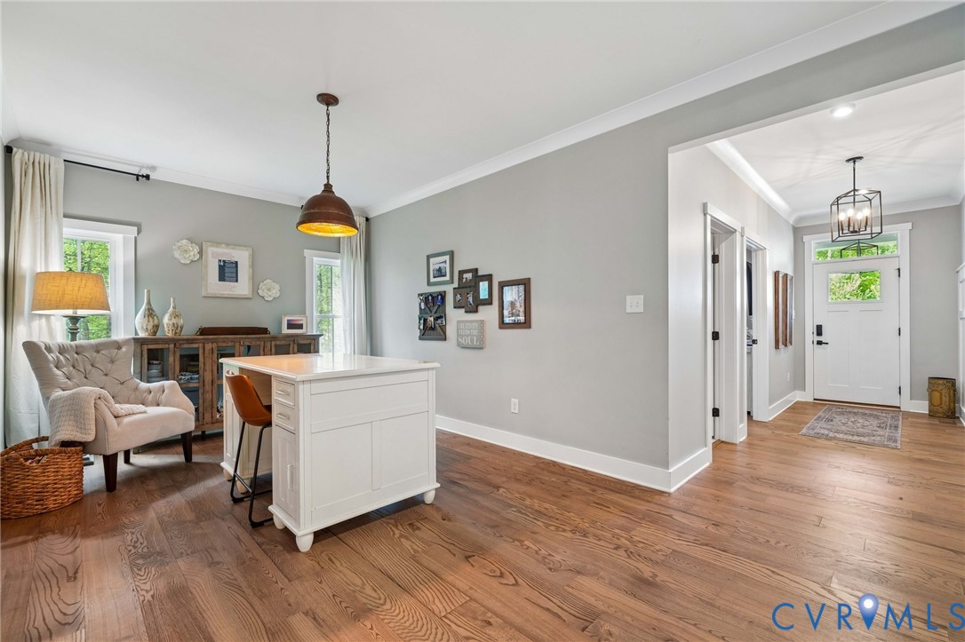 3301 Seaford Crossing Dr