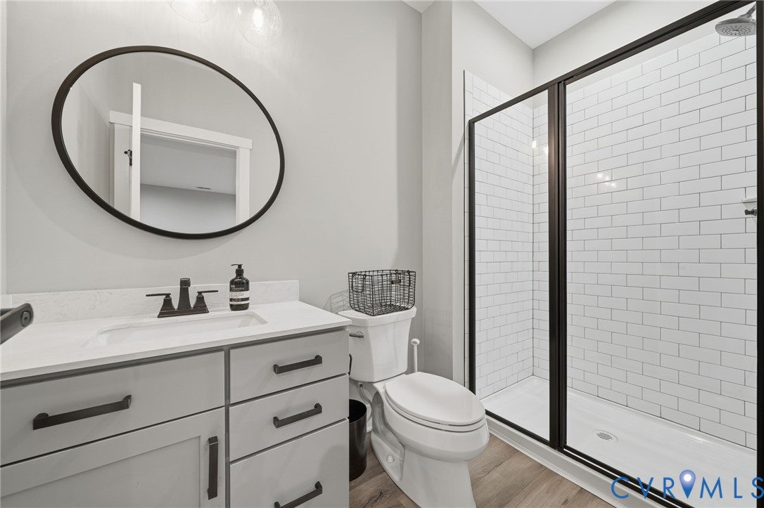 3301 Seaford Crossing Dr