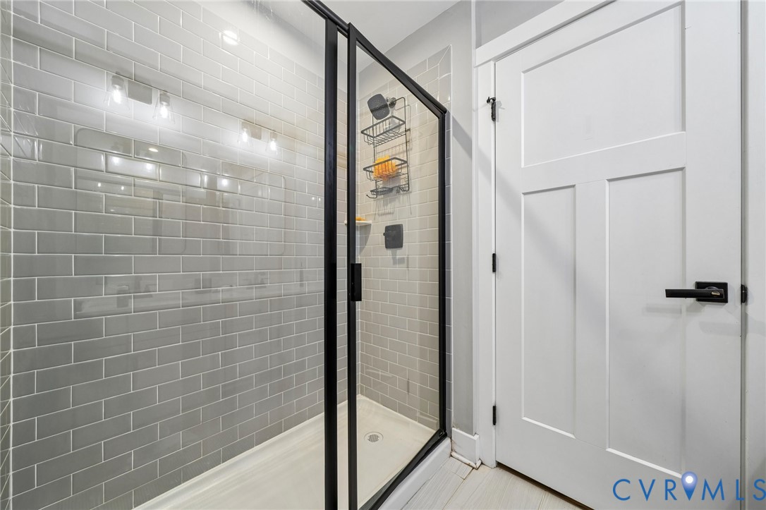 3301 Seaford Crossing Dr