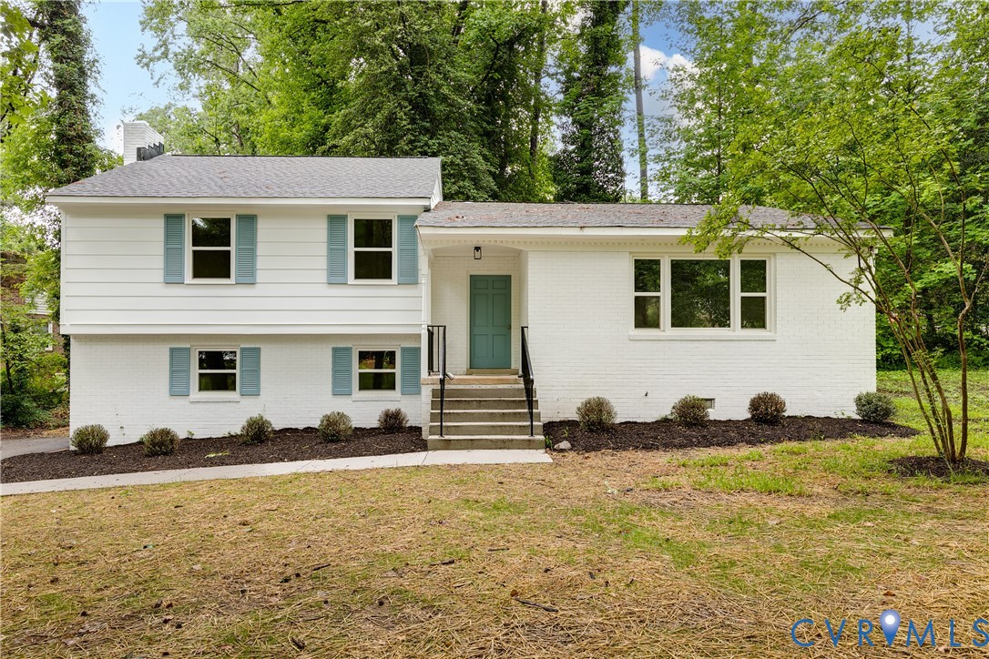 616 Forkland Dr