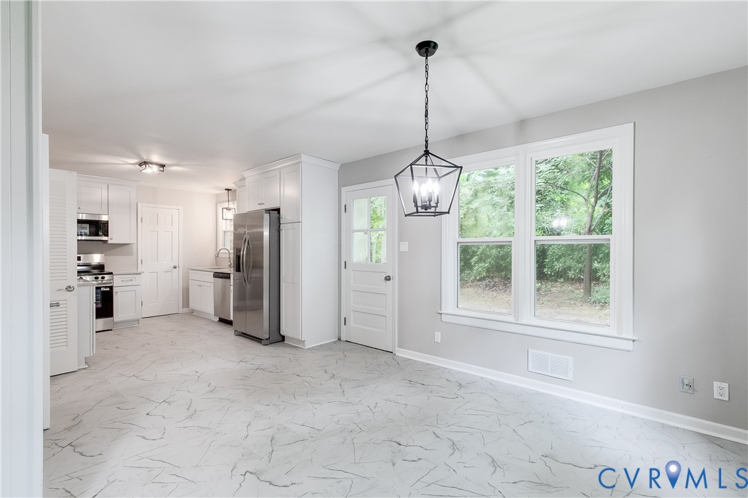 616 Forkland Dr