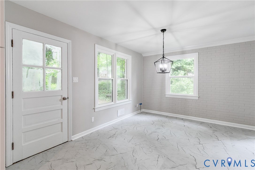 616 Forkland Dr