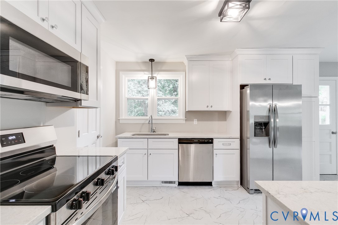 616 Forkland Dr