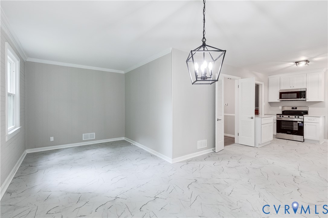 616 Forkland Dr