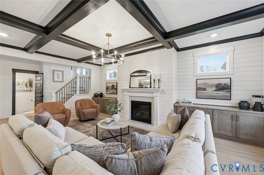 6801 Cove Creek Ter