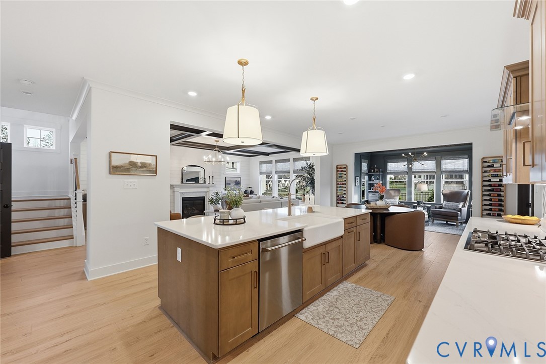 6801 Cove Creek Ter