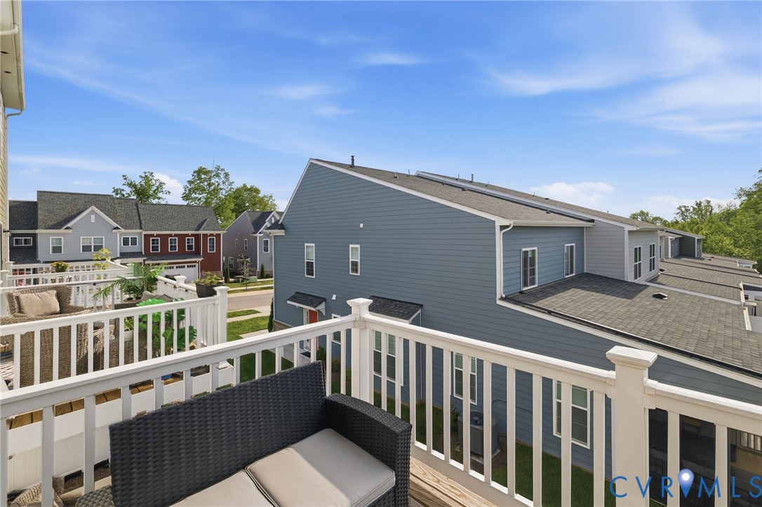 13809 Village View Dr