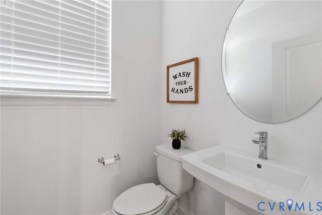 13809 Village View Dr