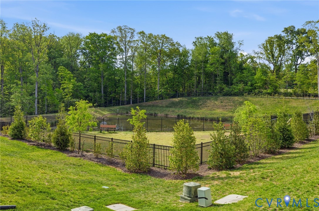 13809 Village View Dr