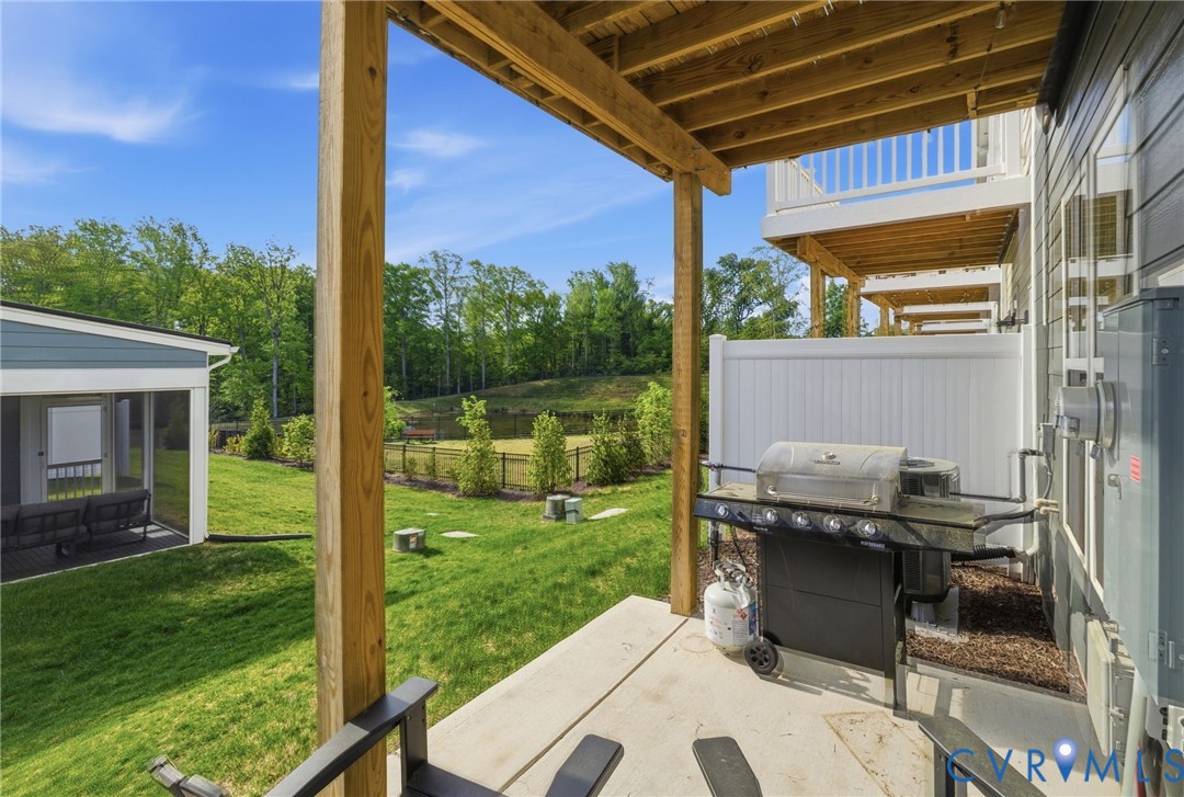 13809 Village View Dr