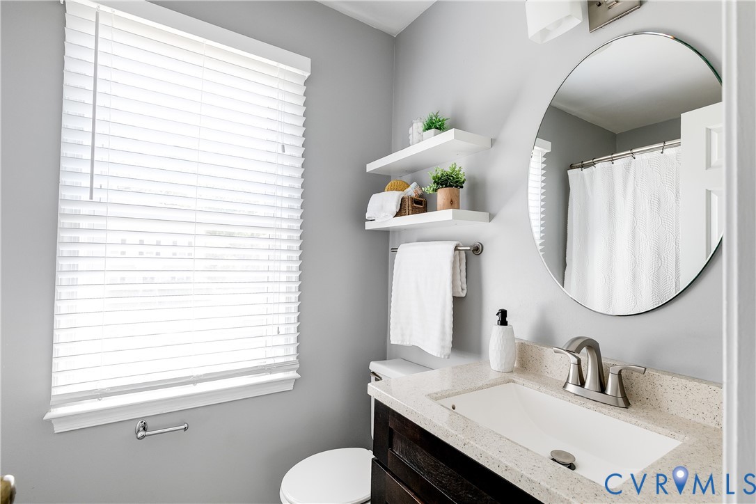 5202 Reids Pointe Rd