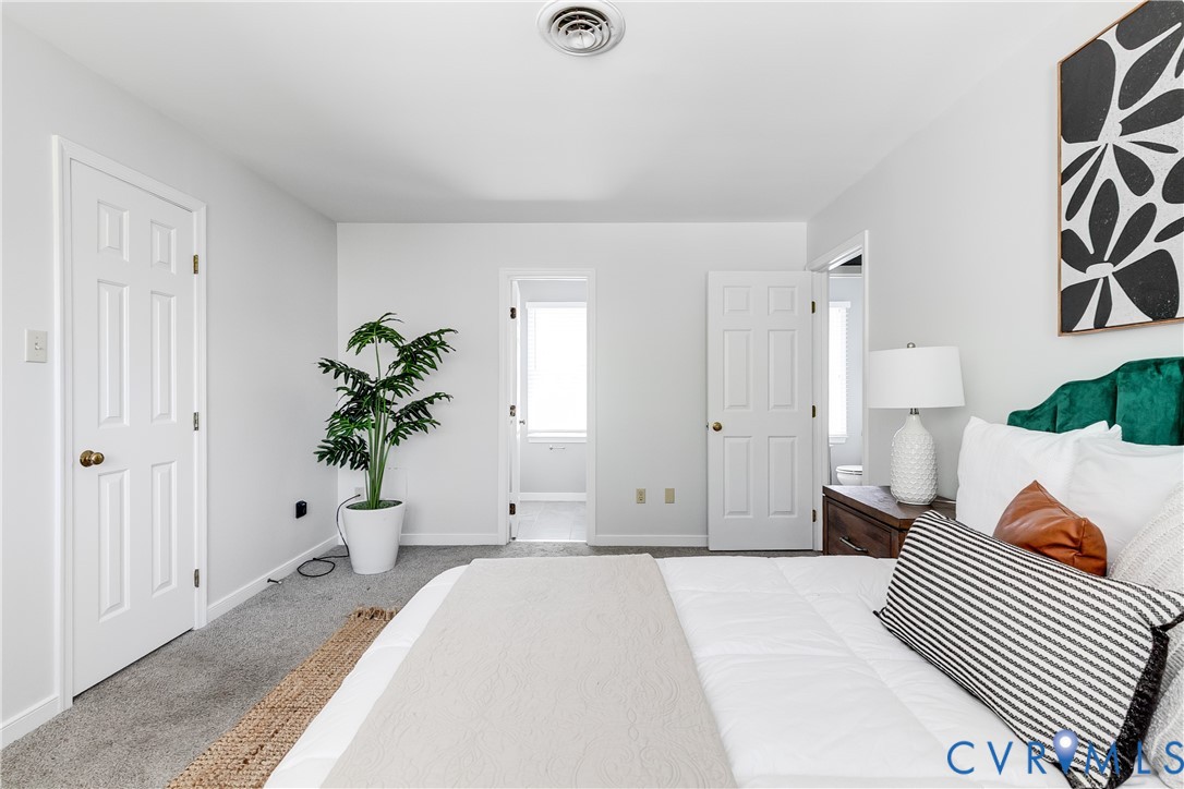 5202 Reids Pointe Rd