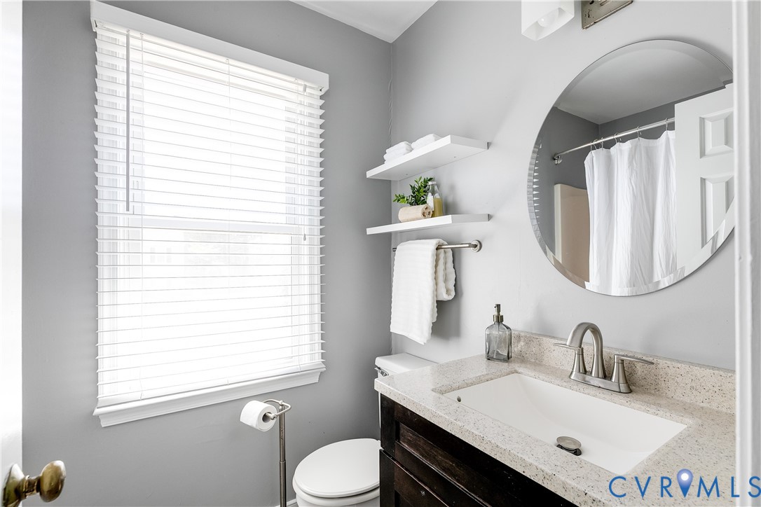 5202 Reids Pointe Rd