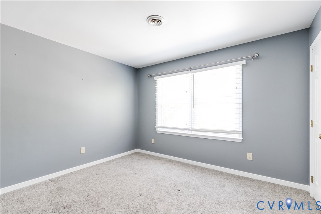 5202 Reids Pointe Rd