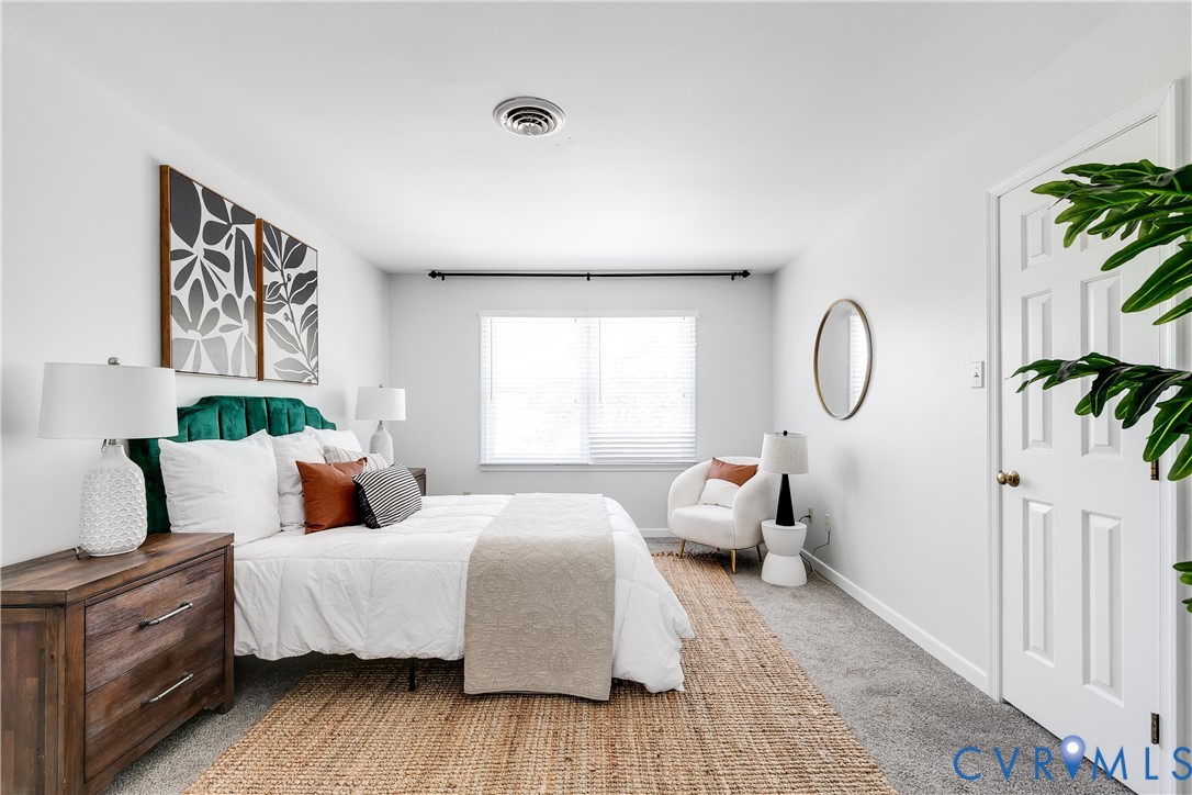 5202 Reids Pointe Rd