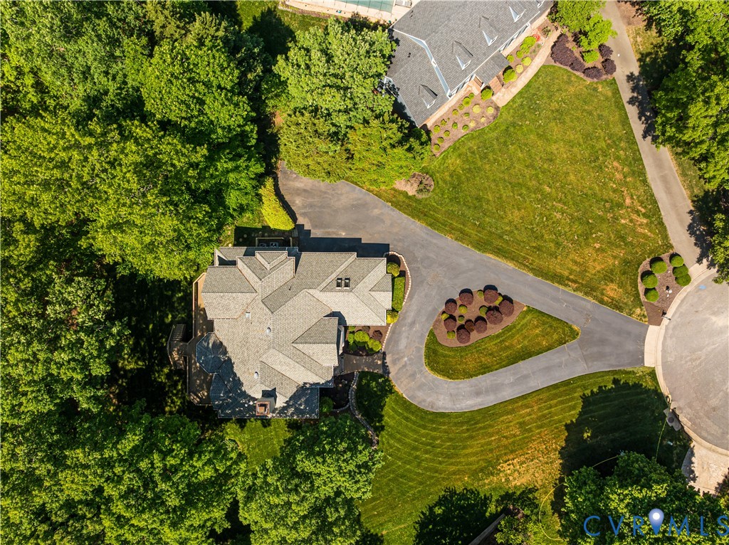 2400 Whitecastle Dr