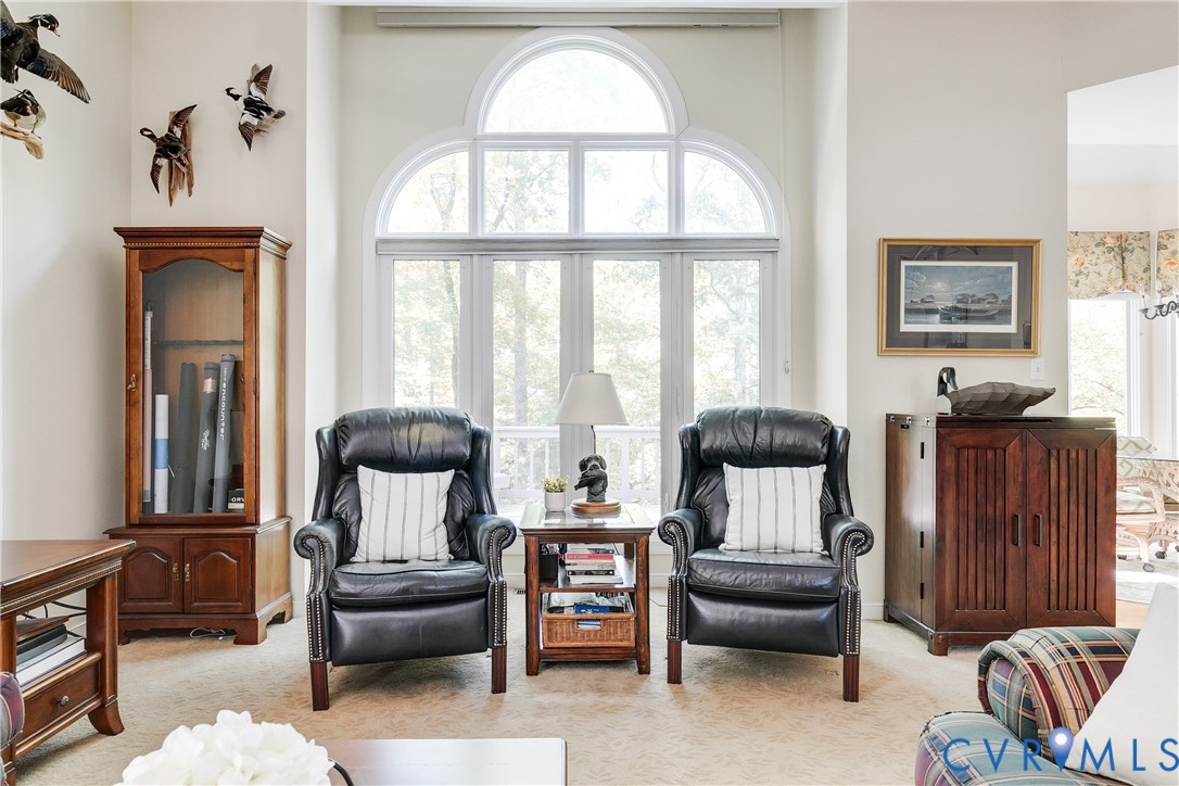 2400 Whitecastle Dr