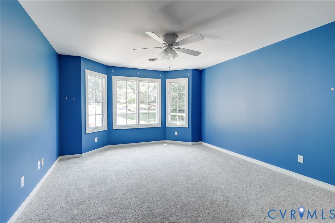 2400 Whitecastle Dr
