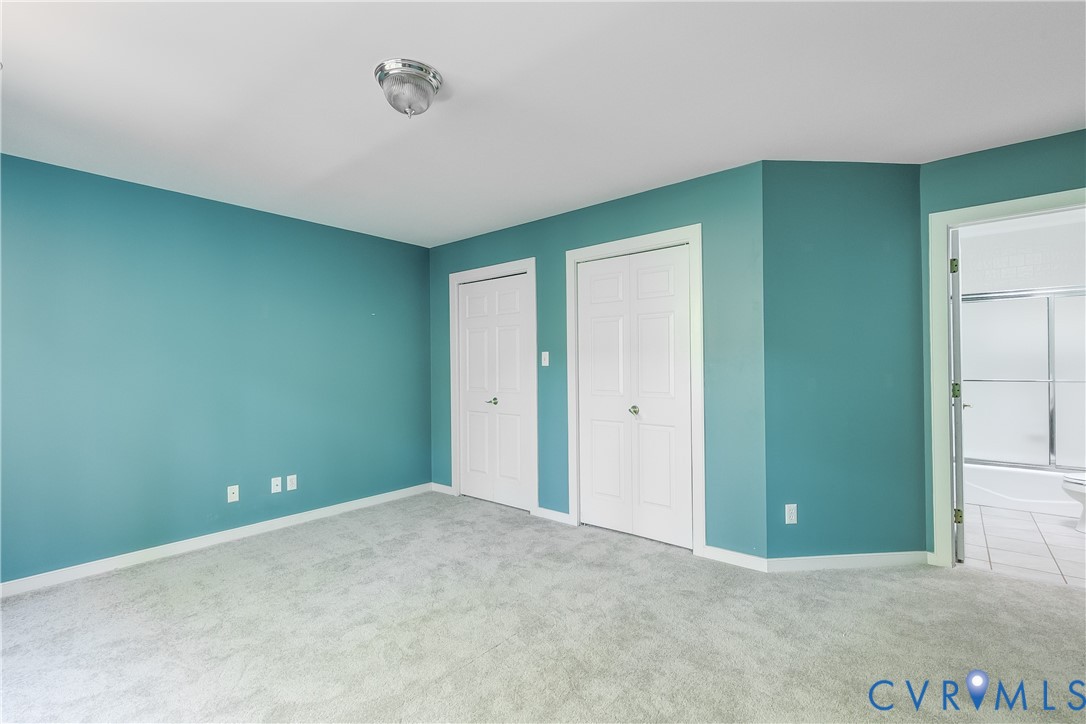 2400 Whitecastle Dr