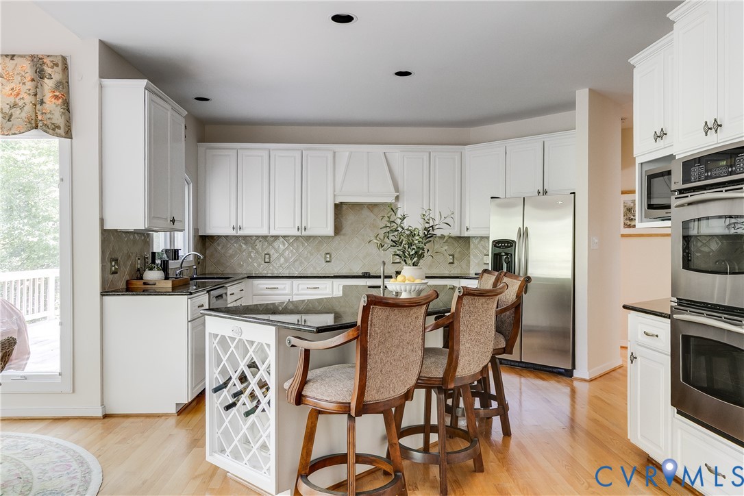 2400 Whitecastle Dr