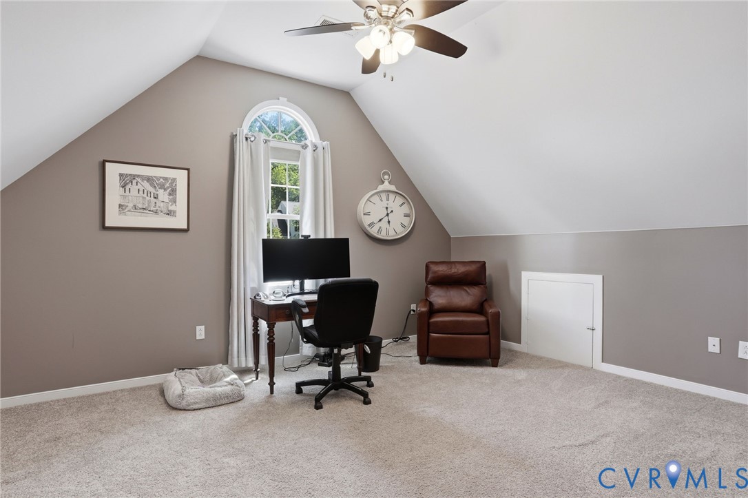 2524 Trefoil Way
