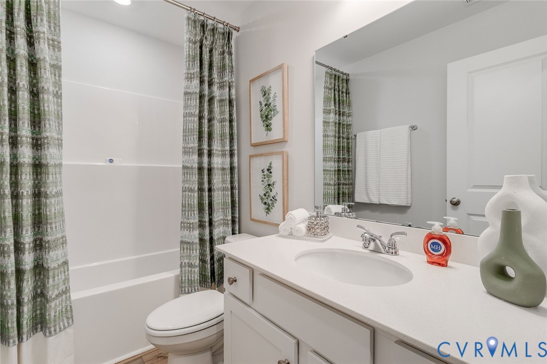 6447 Quinlynn Pl