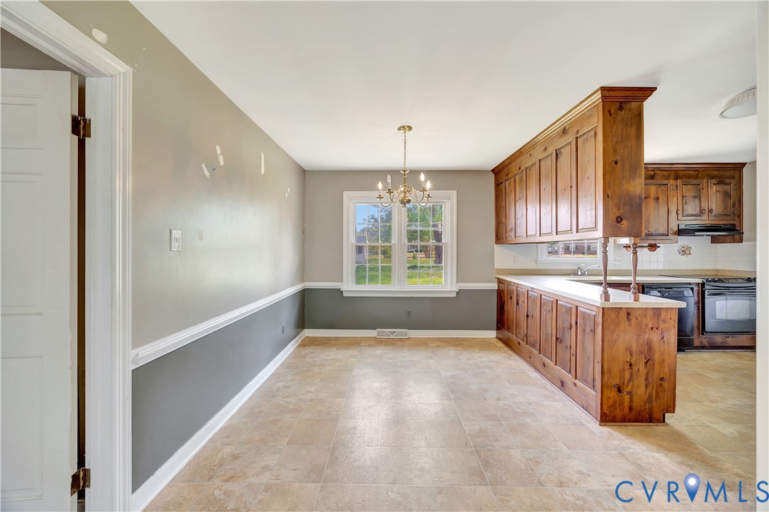 6986 Cornfield Ln