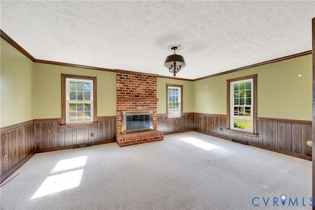 6986 Cornfield Ln