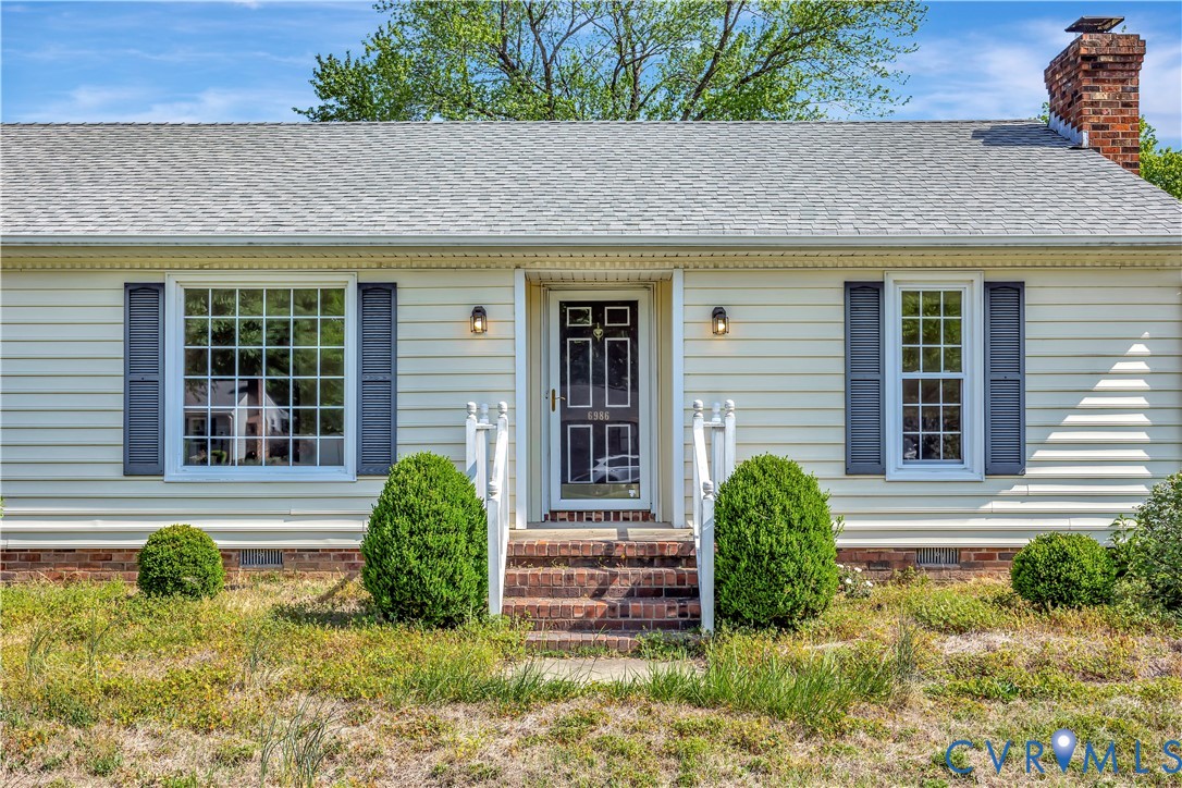 6986 Cornfield Ln