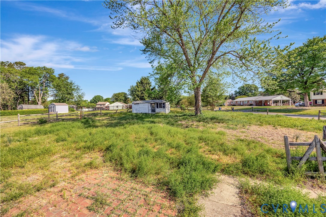 6986 Cornfield Ln