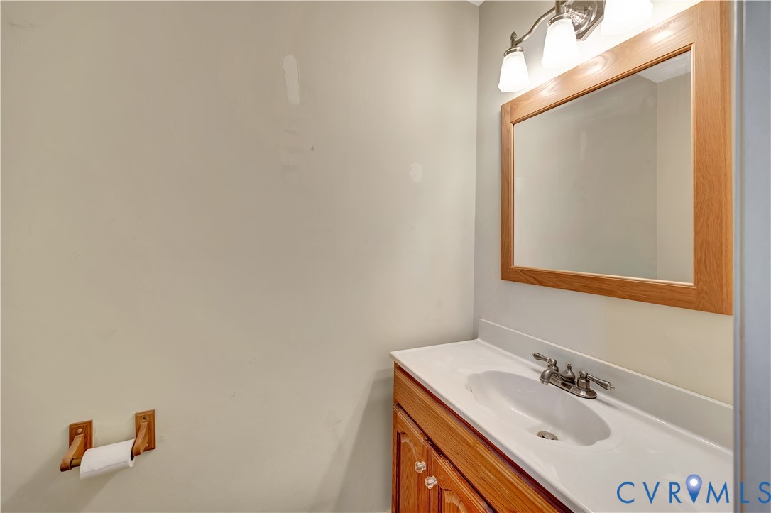 6986 Cornfield Ln