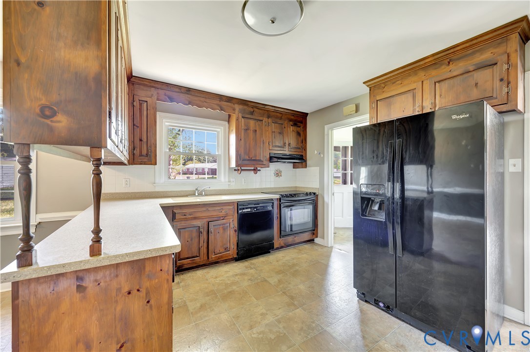 6986 Cornfield Ln