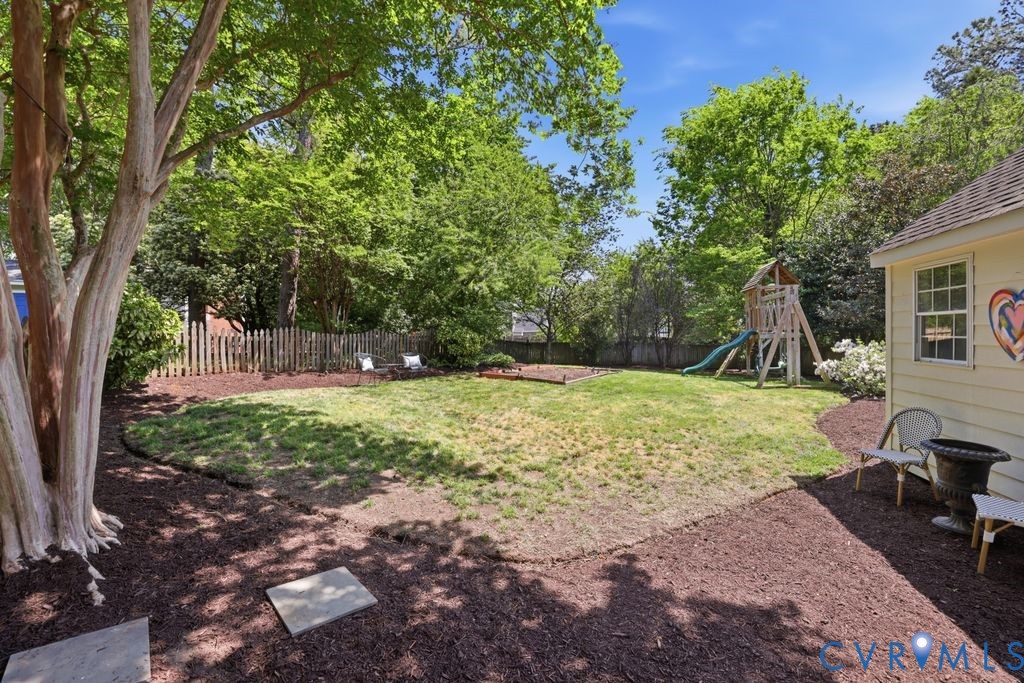 411 Anneslie Ct