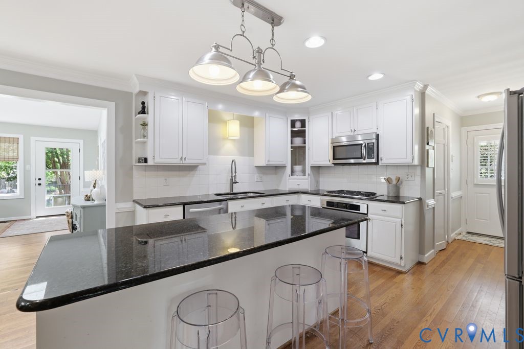 411 Anneslie Ct