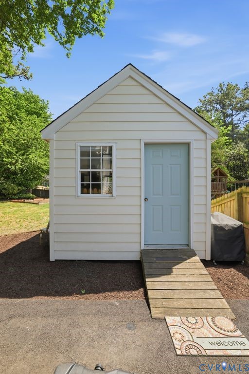 411 Anneslie Ct