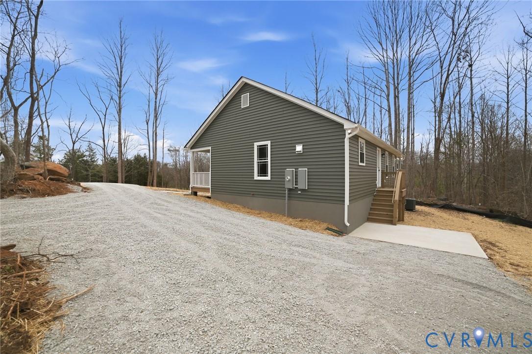 595 New Anna Rd