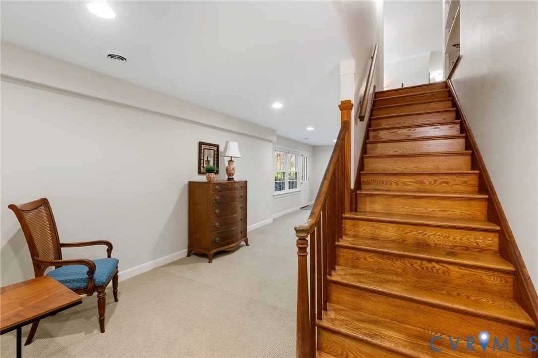 102 Raven Rock Rd