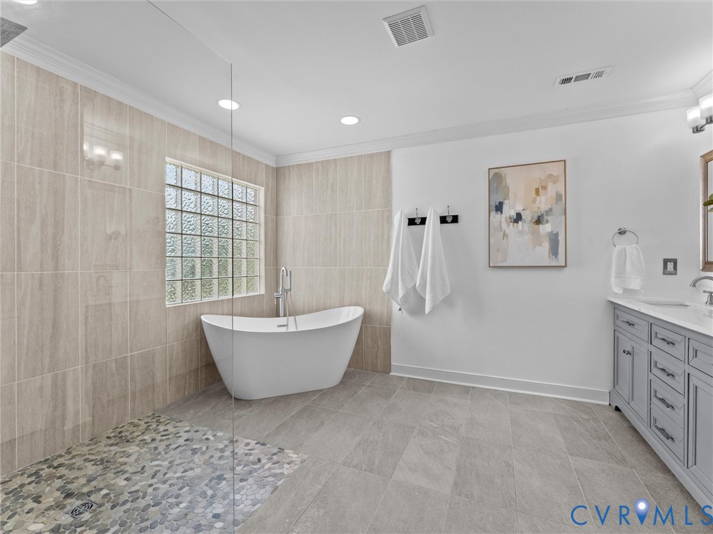 12005 Sterlingwood Ct