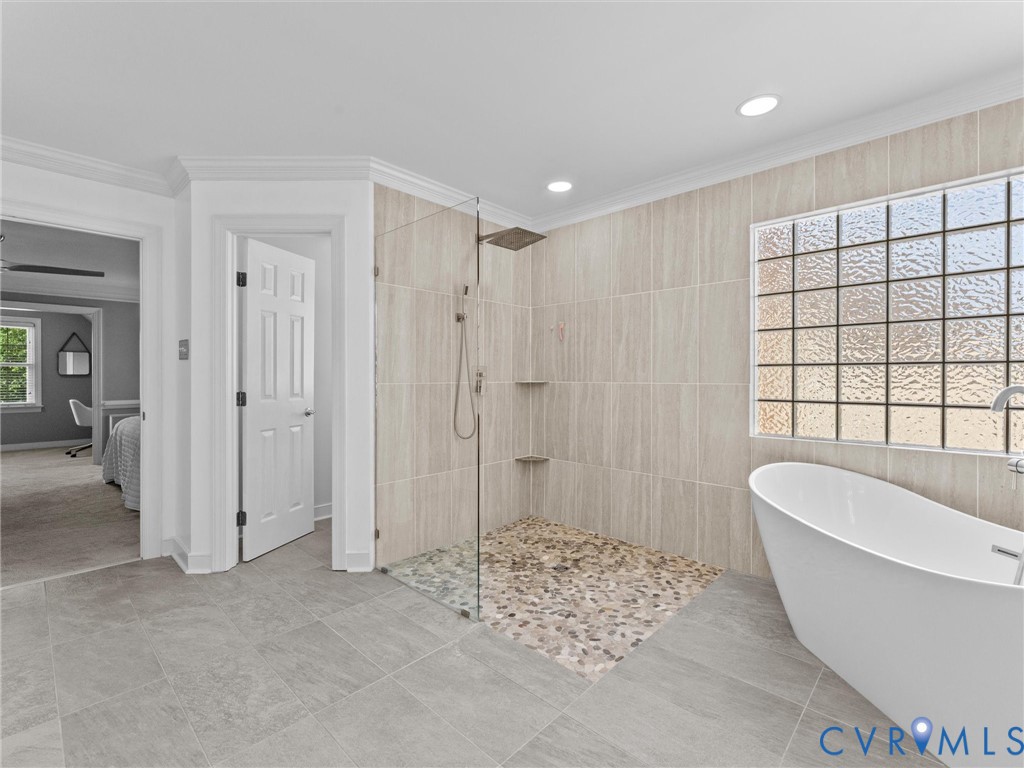 12005 Sterlingwood Ct