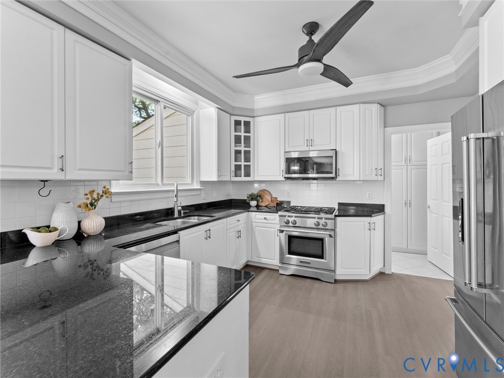 12005 Sterlingwood Ct