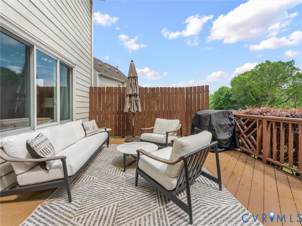 12005 Sterlingwood Ct