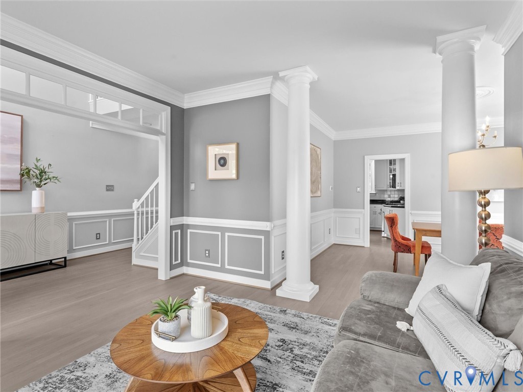 12005 Sterlingwood Ct