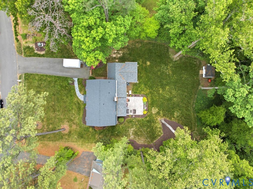 2720 Kenbury Rd