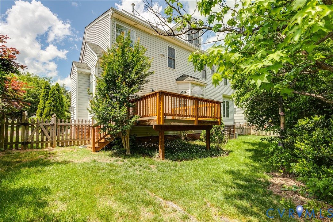 13706 Biggin Pond Ln